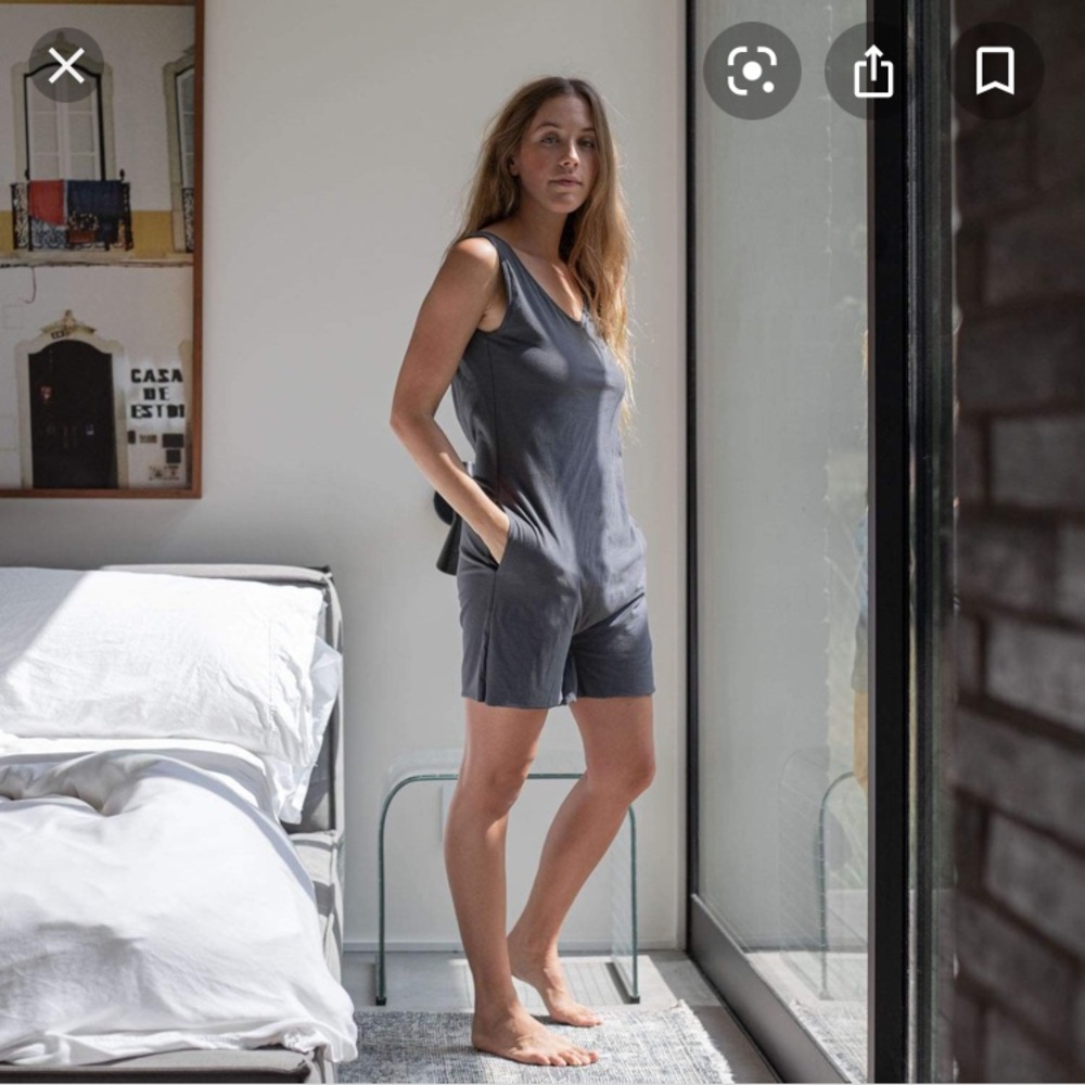 Like New Cool Short Romper